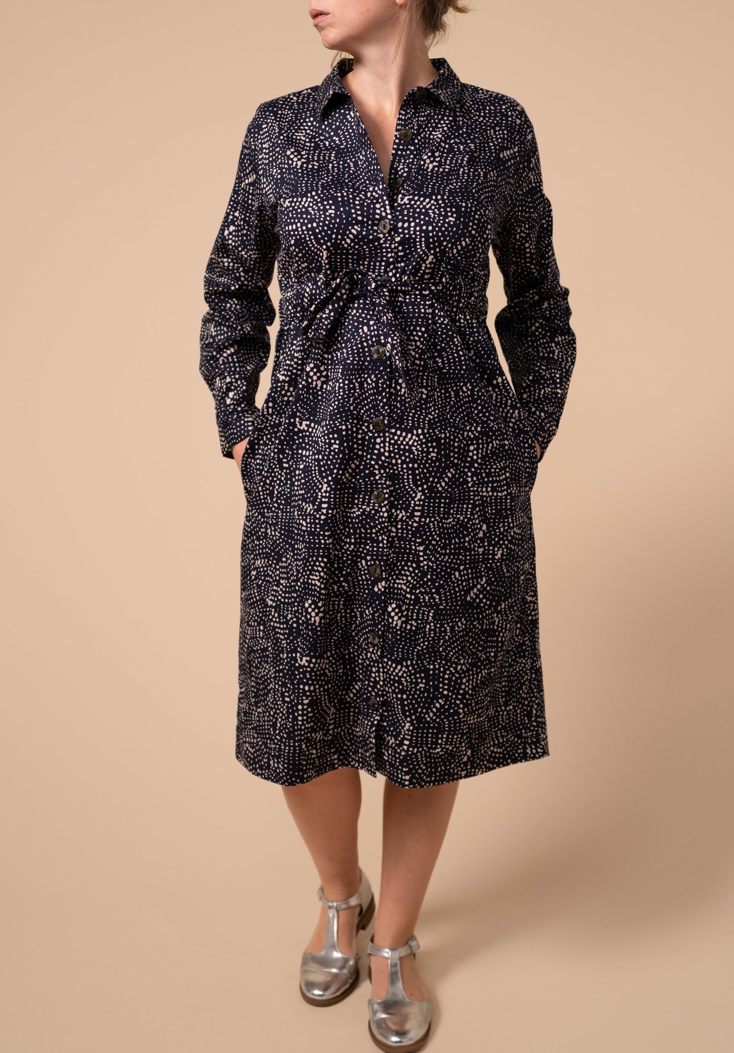 Navy and light pink spotty breastfeeding friendly shirt dress with tie and mother of pearl buttons