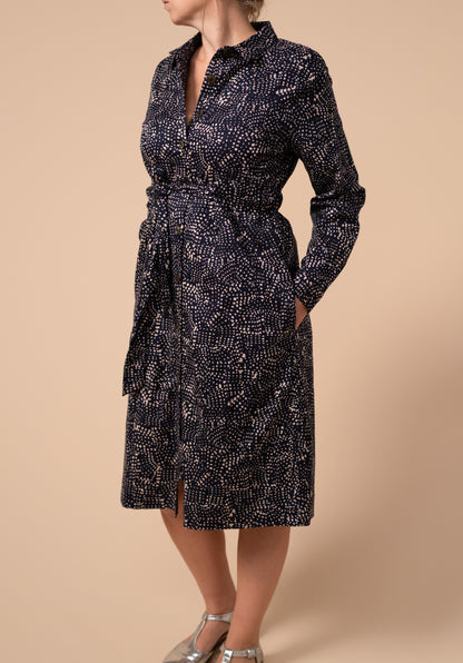 Navy and light pink spotty breastfeeding friendly shirt dress with tie and mother of pearl buttons